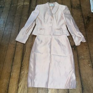 Tahari Silk Skirt Suit Size 2 Petite Skirt Piece Set Pink Arthur S. Levine 2P